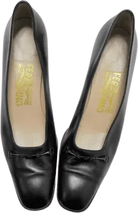 00's Classic Black Leather Pumps by Salvatore Ferragamo