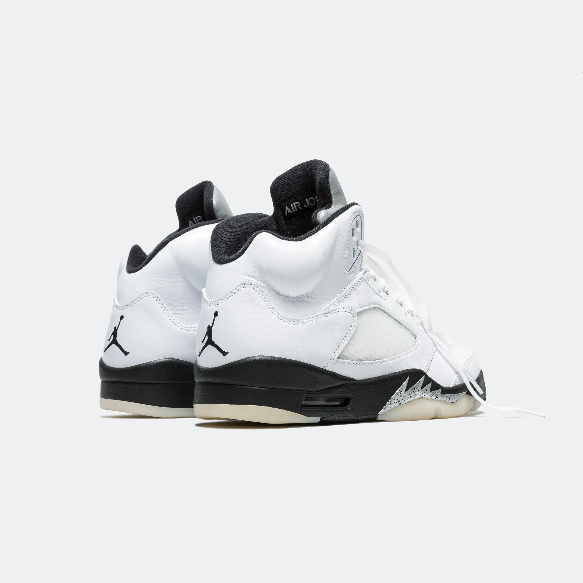 Air Jordan 5 Retro - White/Black-Sail-Metallic Silver