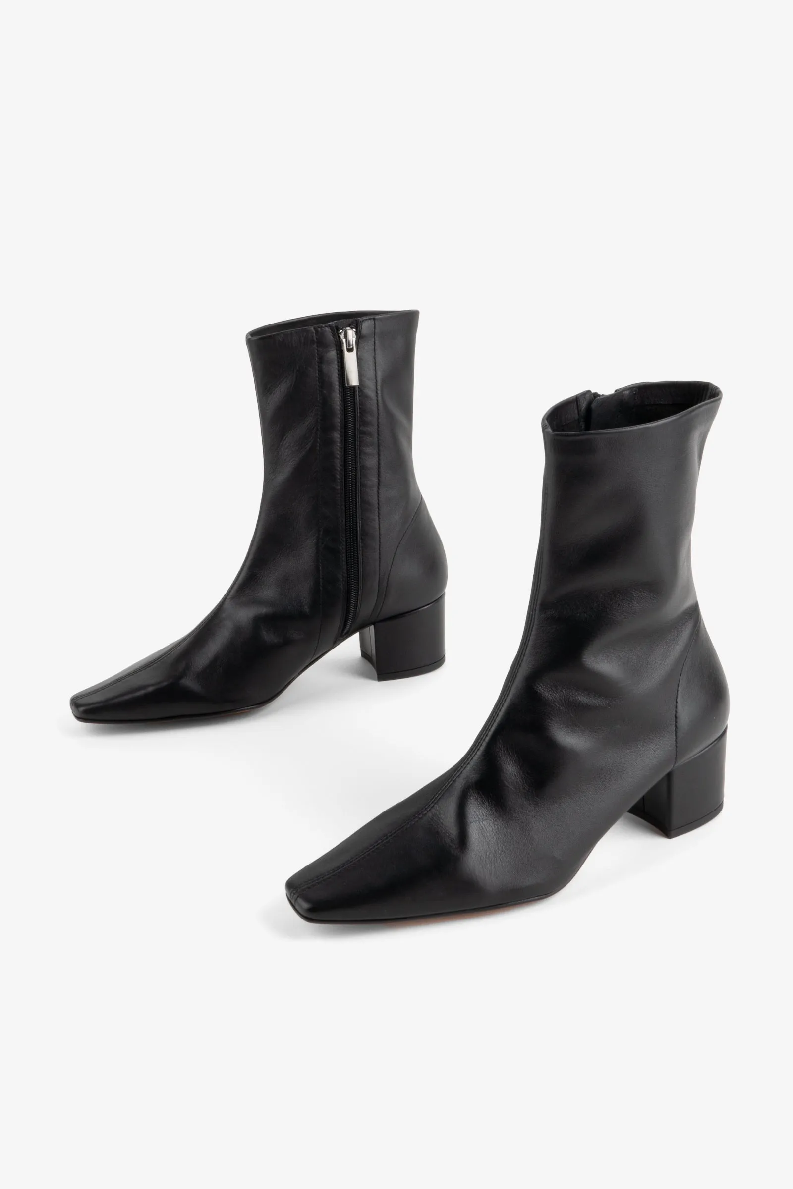 CARLTON HEELED MID BOOT