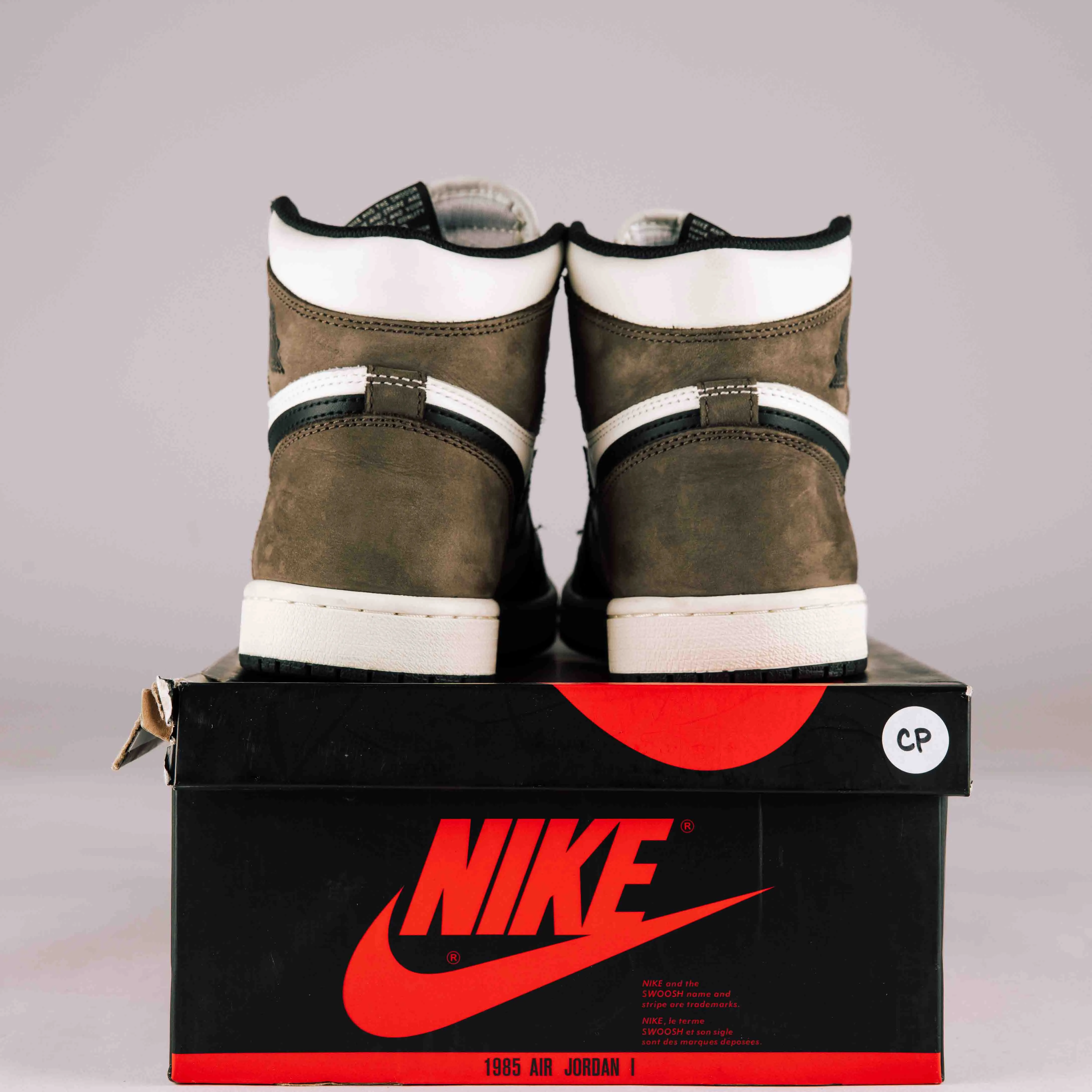 Jordan 1 Retro High Dark Mocha - Used - 0314