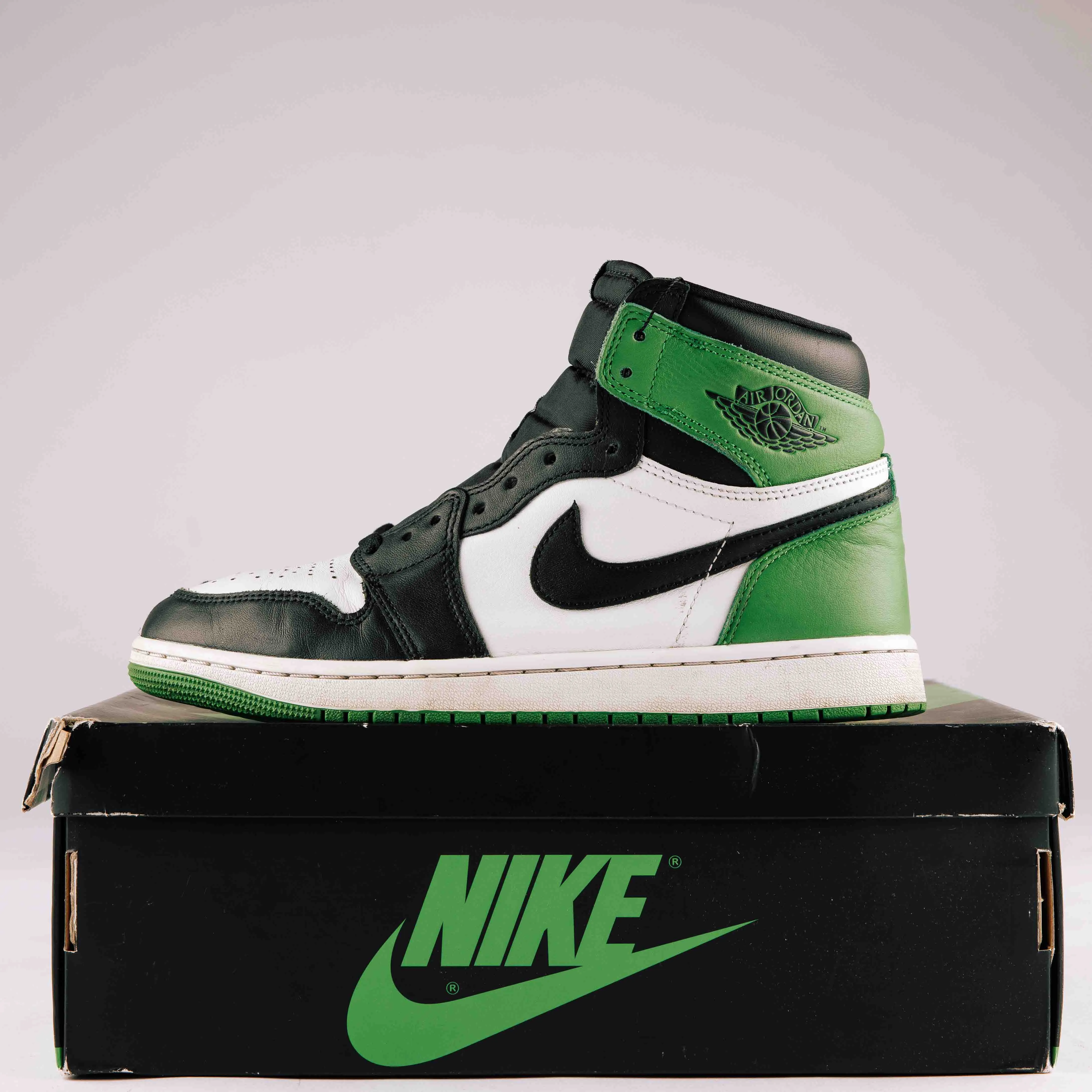 Jordan 1 Retro High OG Lucky Green - Used - 0082