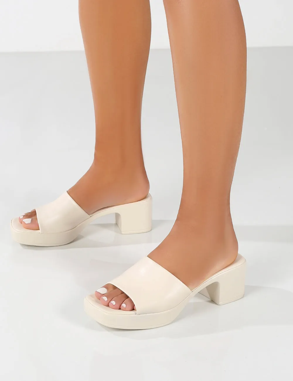 Rejina Off White Block Heeled Strappy Sandals