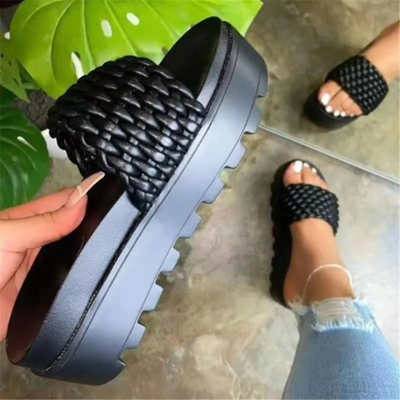 Round Toe Large Size Sandals And Slippers Flat Woven Beach Shoes